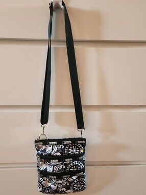 LeSportSac 3 zipper crossbody bag Small 9 Inch